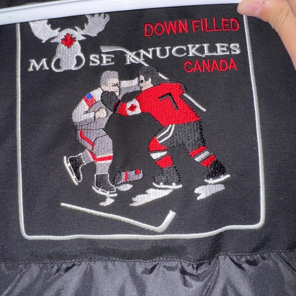 MOOSE KNUCKLES BALLISTIC BOMBER JACKET - Picture 5 of 7